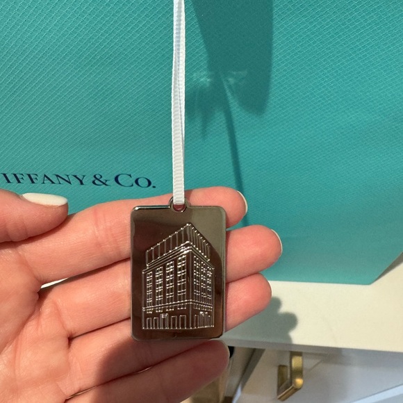 Tiffany The Landmark Bag and Silver Tag Ornament - Picture 3 of 5